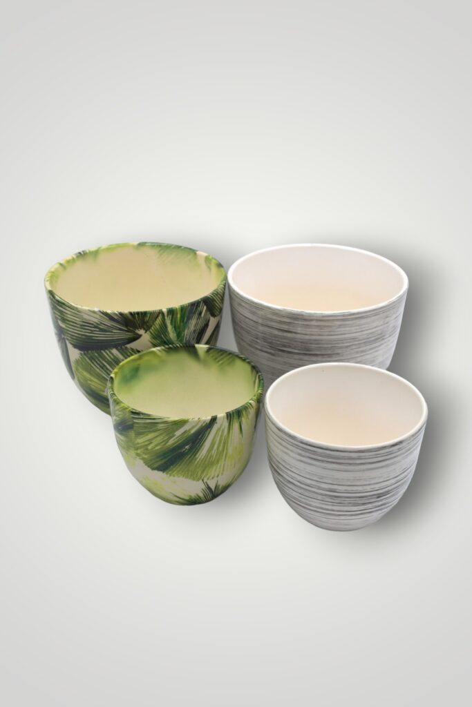 SET GHIVECI PENTRU FLORI