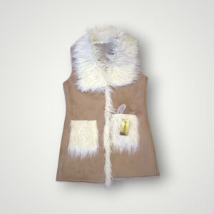VESTĂ