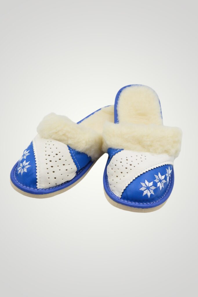 SET PAPUCI CU BLANA