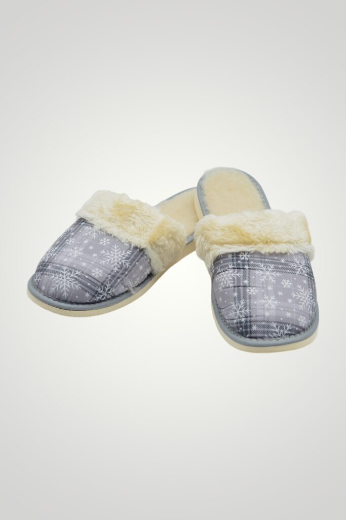 SET PAPUCI CU BLANA
