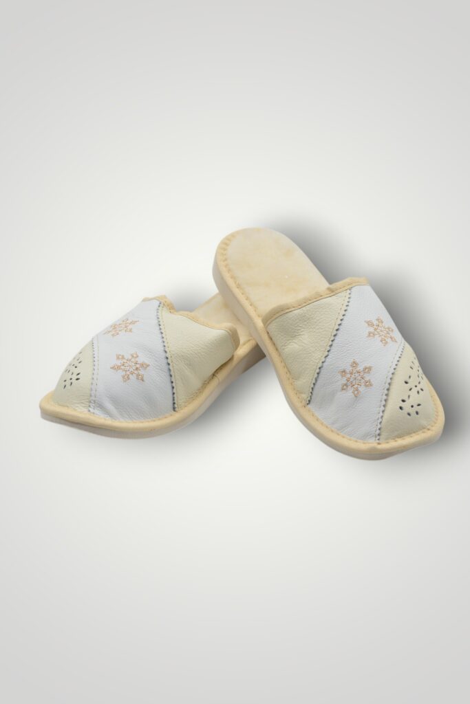 SET PAPUCI CU BLANA