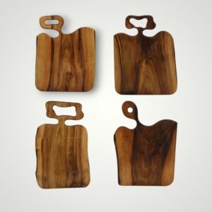 TOCATOR LEMN RUSTIC CU MANER