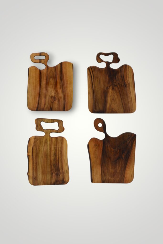 TOCATOR LEMN RUSTIC CU MANER