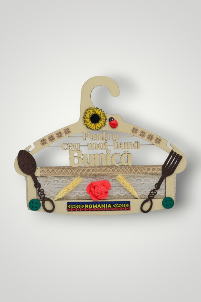 ORNAMENT LEMN - BUNICA