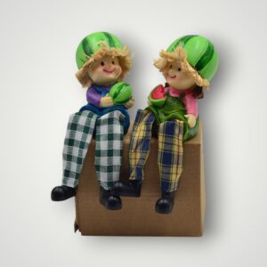 ORNAMENT CU PICIOARE ATARNATE - PEPENE