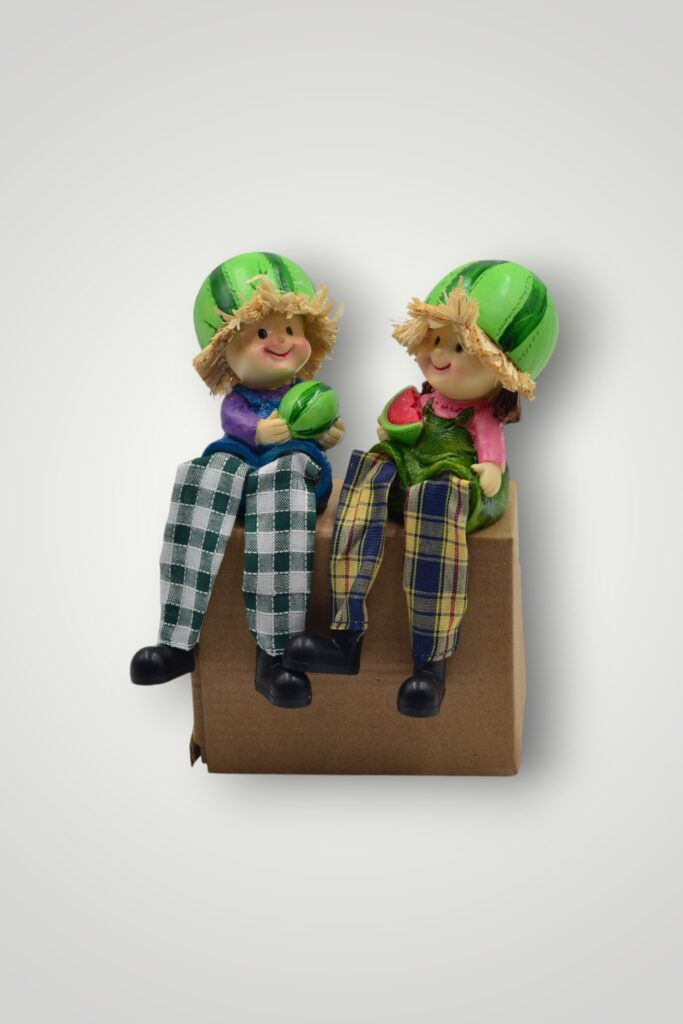 ORNAMENT CU PICIOARE ATARNATE - PEPENE