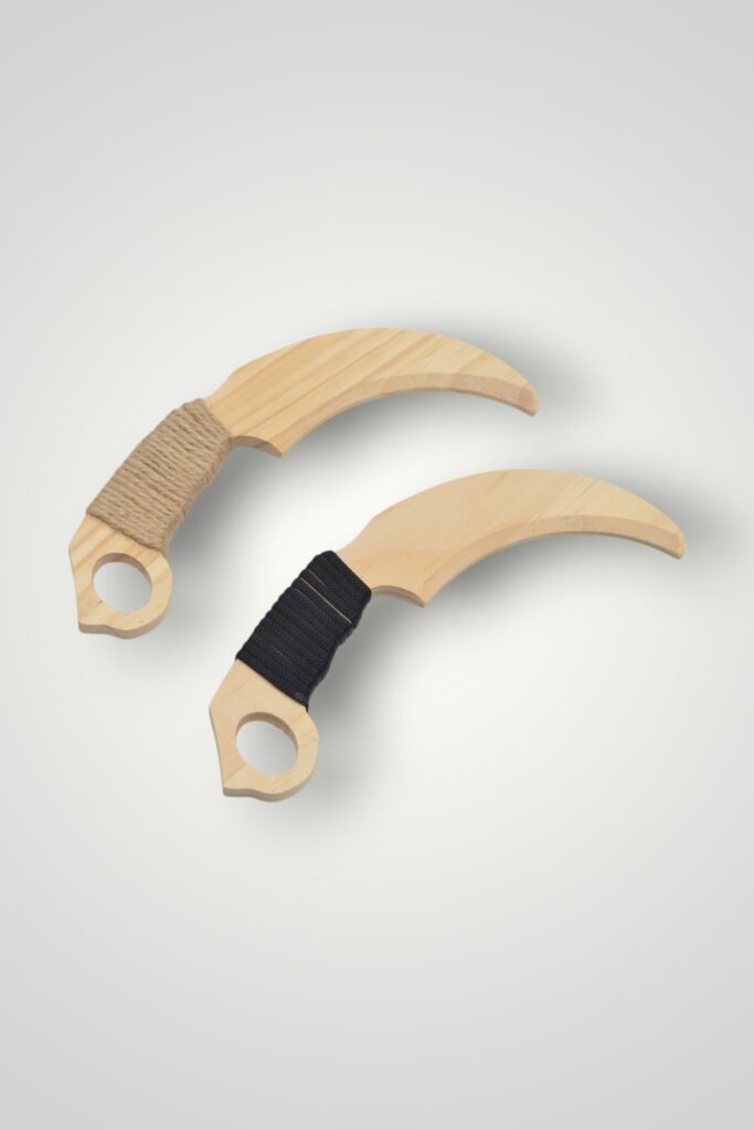 CARAMBIT LEMN