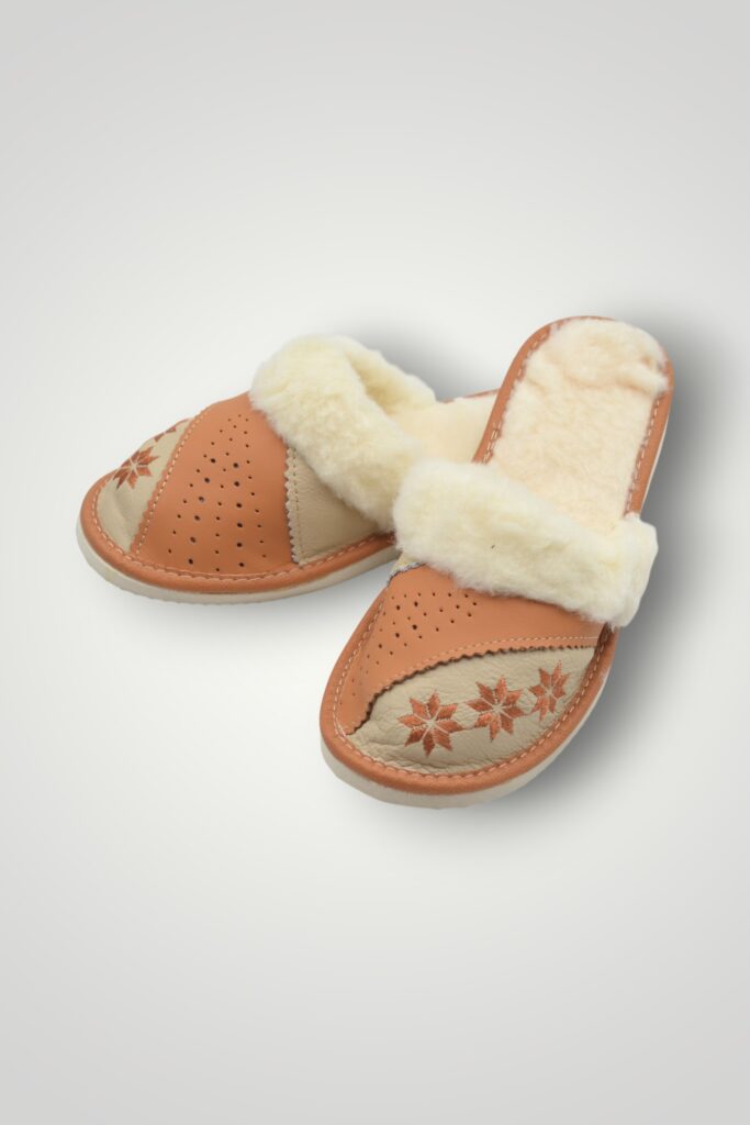 SET PAPUCI CU BLANA