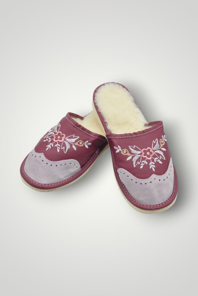 SET PAPUCI CU BLANA